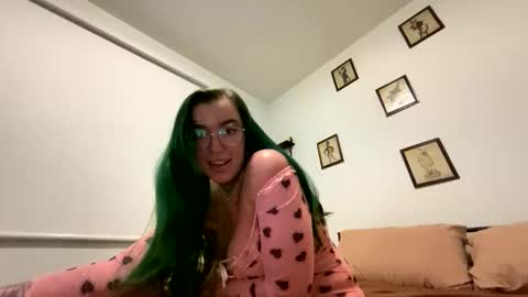 ivyriot95 live stream