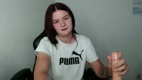 izzyflame18 stream preview