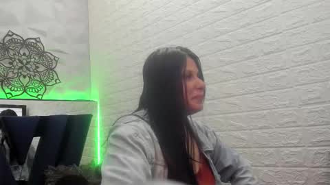 jadde_bratz live stream