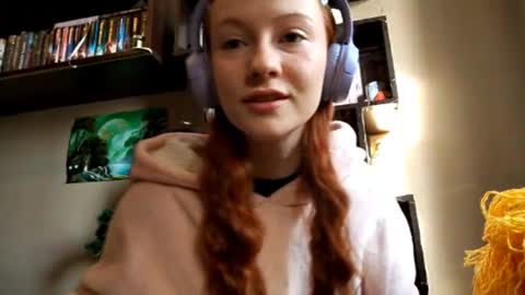 jenellmoers stream preview