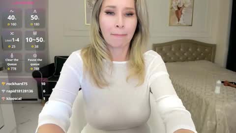 jolie_ozolla stream preview