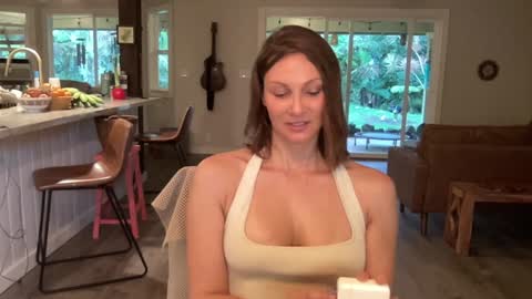 kaileeshy stream preview