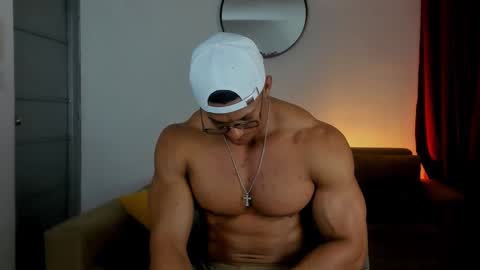 kale_tomson live stream
