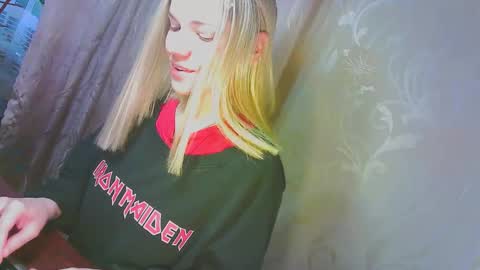 karolynafox stream preview