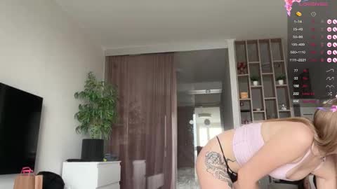 katie________ stream preview