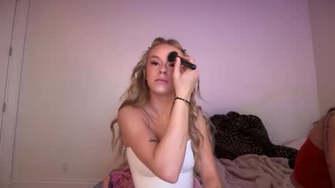 kenziesmithh stream preview