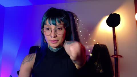 kiannamills stream preview