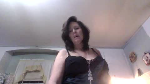 kiki_50xxx live stream