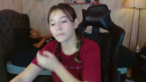 kimtandrys_ stream preview