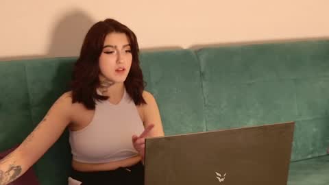 kind_doll stream preview