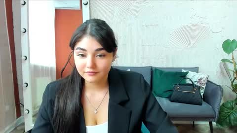 kira_foxy999 stream preview
