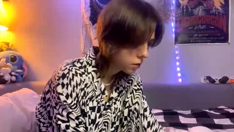 kizziequiroz stream preview