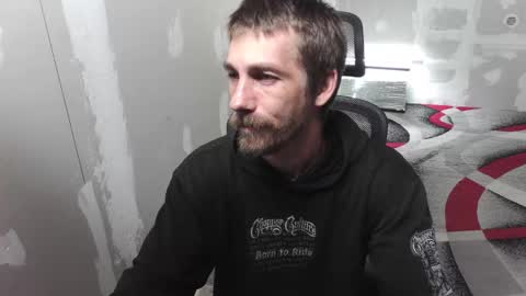 l1v1nth3dr3am live stream