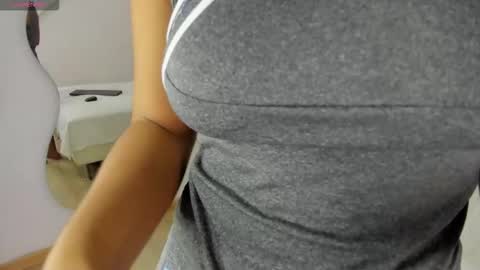 lara_spaark stream preview