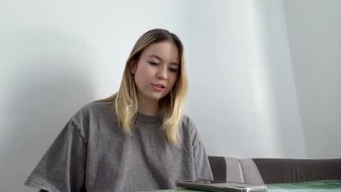 latanyapawell stream preview