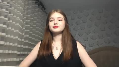 lauraleestindt stream preview