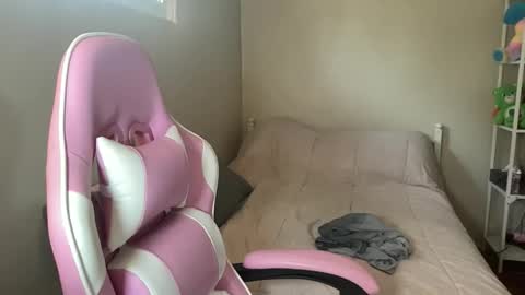 laurennicolex stream preview