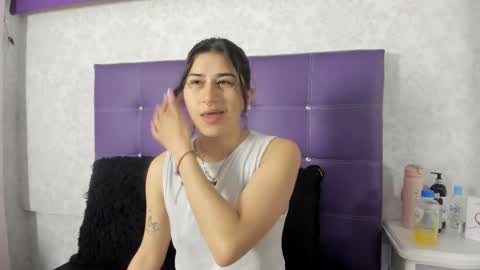 leamoreau__ stream preview