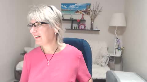 leilamays stream preview