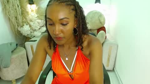 leomi_ stream preview