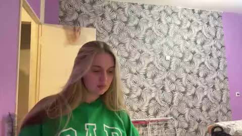 leonorcoutee stream preview