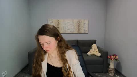 leyla_lang stream preview