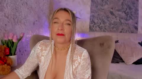 liannaa_ stream preview