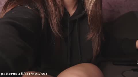 liass_molly stream preview