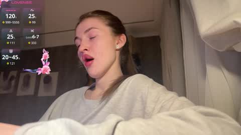 lily_savage stream preview