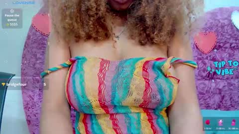 litzy_curly stream preview
