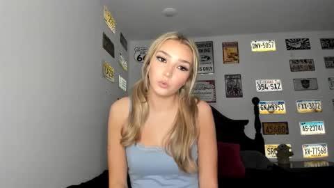 livvywinters stream preview