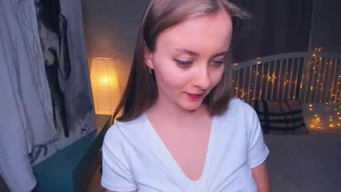 lolacorish stream preview