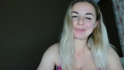 love_dom_meg stream preview