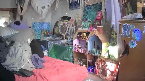 lovelylala stream preview