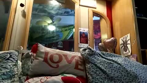 lovertnb stream preview
