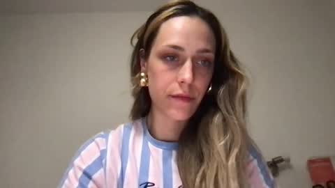 lovewithus97 stream preview