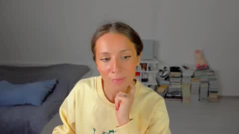 lucy__ray stream preview