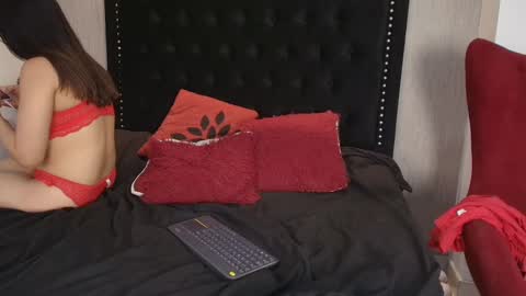 luna_and_titan stream preview