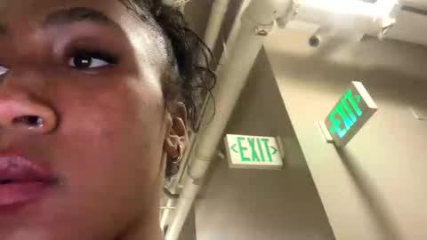 lunaalighttt live stream