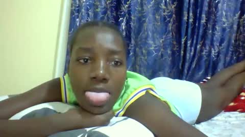 lunah_kitty stream preview