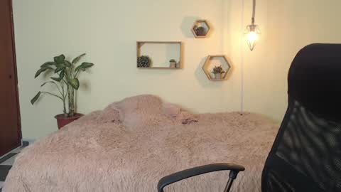 lunasnow__ stream preview