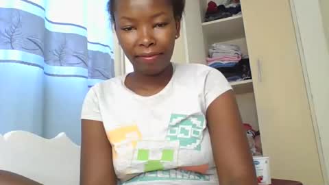 lustrousnerd stream preview