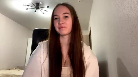 luveniacamero stream preview