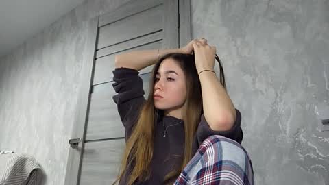 lydabitting stream preview