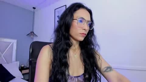maite_black stream preview