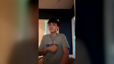 mammothboii stream preview