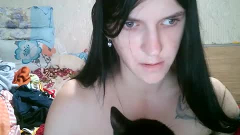 mandari_lukc stream preview