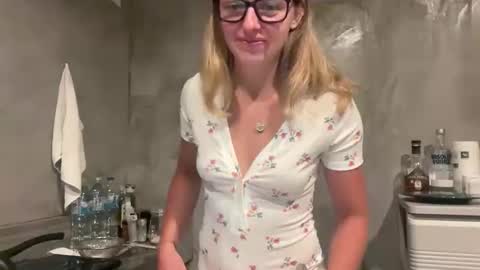 manon_hottie stream preview