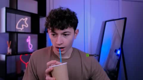 mark_sir stream preview