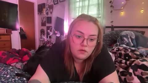 maroon_moon live stream